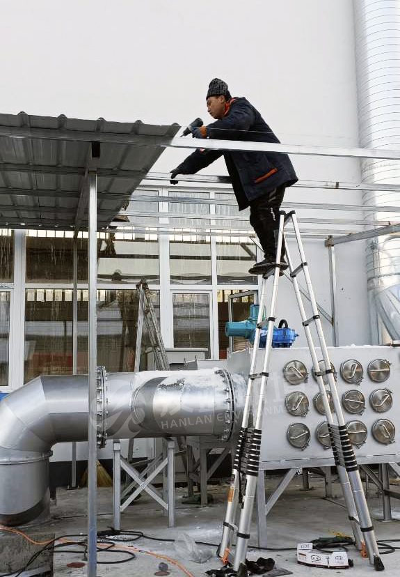 萬(wàn)純柴油發(fā)動(dòng)機(jī)尾氣凈化系統(tǒng)